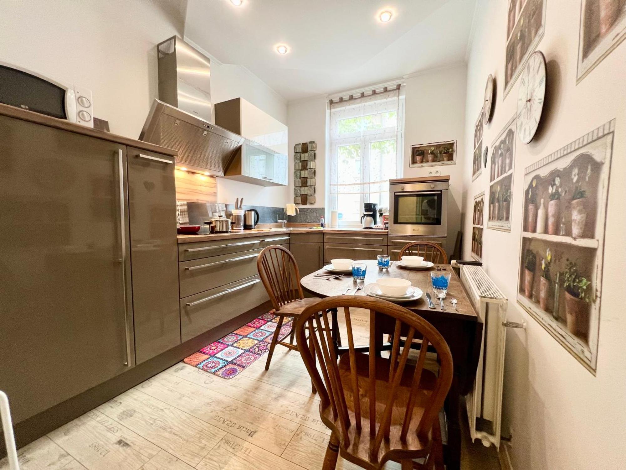 Paris Fuer 4 Mit Kueche Und Wifi Apartment *