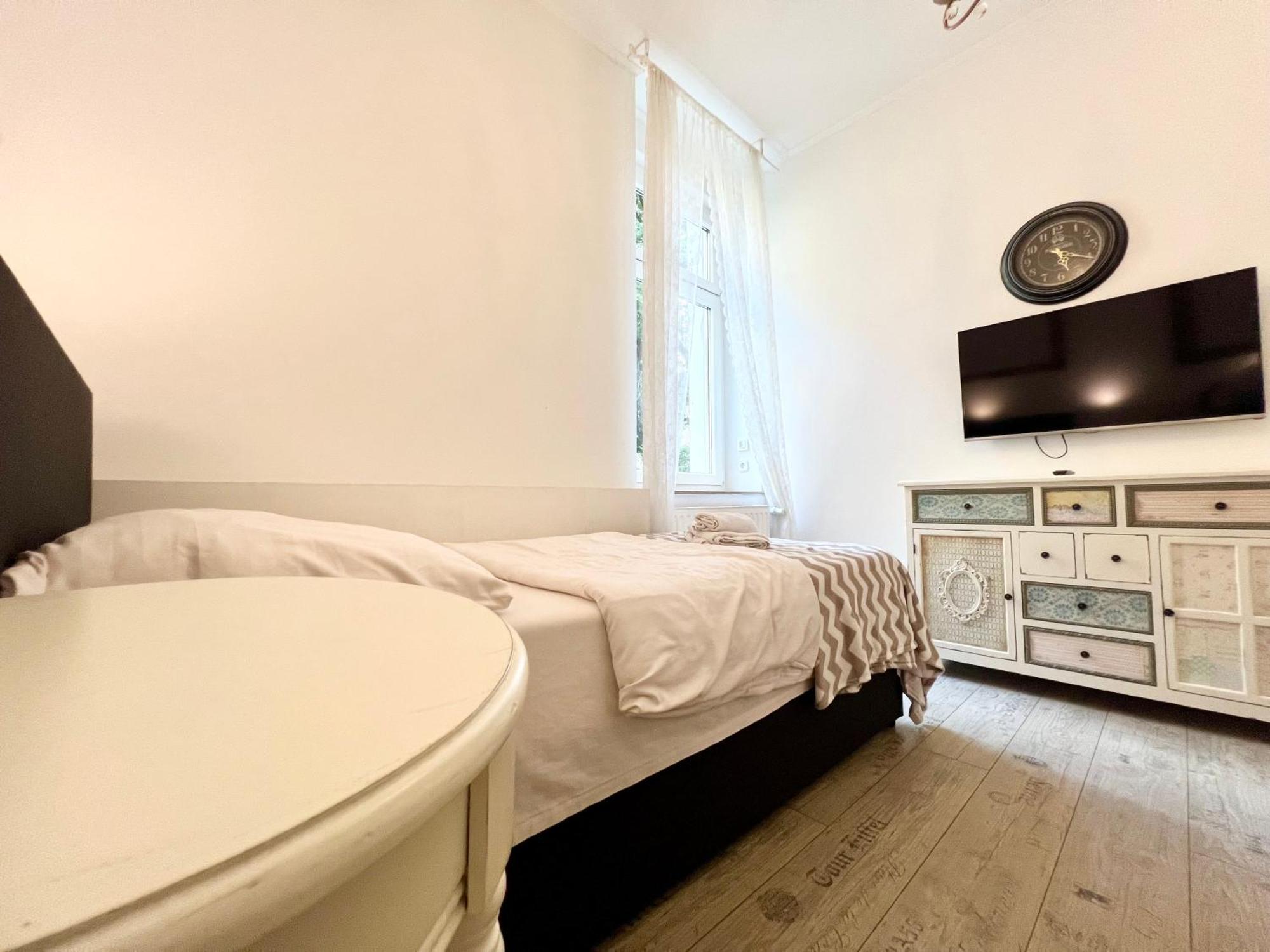 Paris Fuer 4 Mit Kueche Und Wifi Apartment